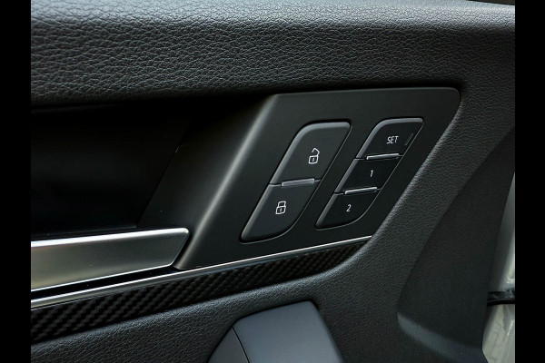 Audi Q5 55TFSI e 367PK Quattro Competition S Edition S-Line 1é Eig!|Pano|Luchtvering|S5-stoelen|HD Matrix|Carbon|Trekhaak|Ambiance