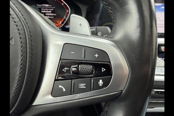 BMW 3 Serie Touring 320i High Executive M-Sport | Panoramadak | Camera | Head-Up Display | DAB |