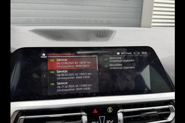 BMW 3 Serie Touring 320i High Executive M-Sport | Panoramadak | Camera | Head-Up Display | DAB |