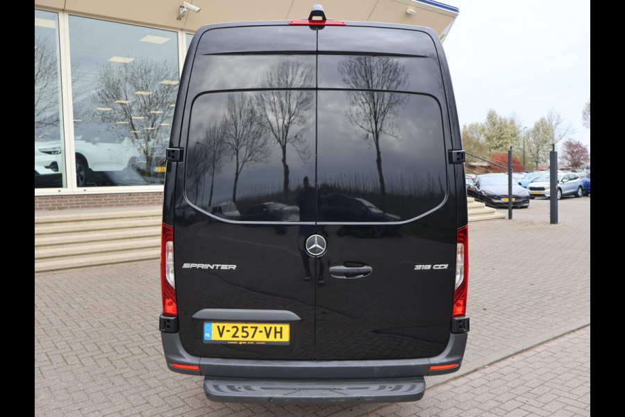 Mercedes-Benz Sprinter 316 2.2 CDI 163 PK AUT. L3H2 + MEMORY SEAT | LEDER | DISTRONIC | BREEDBEELD MBUX | CARPLAY | STOELVERW.