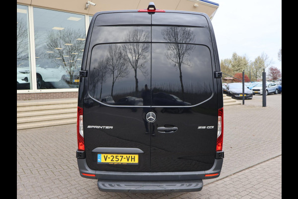 Mercedes-Benz Sprinter 316 2.2 CDI 163 PK AUT. L3H2 + MEMORY SEAT | LEDER | DISTRONIC | BREEDBEELD MBUX | CARPLAY | STOELVERW.
