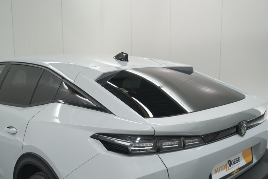 Peugeot 408 Hybrid 136 e-DCS6 Allure | 360 Camera | Navigatie