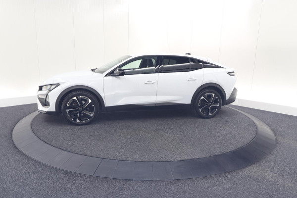 Peugeot 408 Hybrid 136 e-DCS6 Allure | 360 Camera | Navigatie