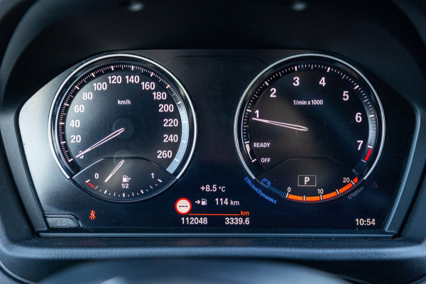 BMW X1 SDrive20i Nedcar Edition Panoramadak I Leder I Sportstoelen I Head Up I Camera I Led I Trekhaak I BTW