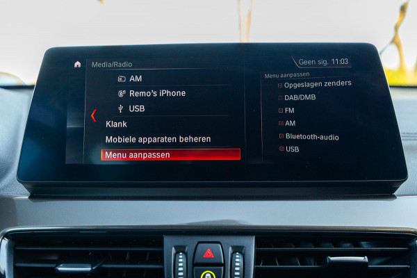 BMW X1 SDrive20i Nedcar Edition Panoramadak I Leder I Sportstoelen I Head Up I Camera I Led I Trekhaak I BTW