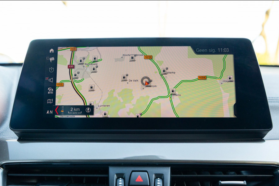 BMW X1 SDrive20i Nedcar Edition Panoramadak I Leder I Sportstoelen I Head Up I Camera I Led I Trekhaak I BTW