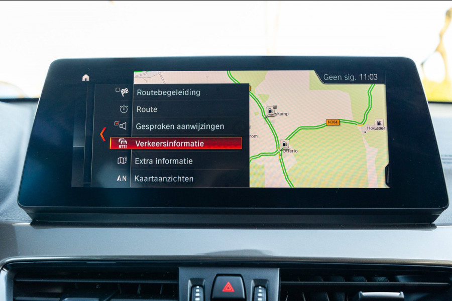 BMW X1 SDrive20i Nedcar Edition Panoramadak I Leder I Sportstoelen I Head Up I Camera I Led I Trekhaak I BTW