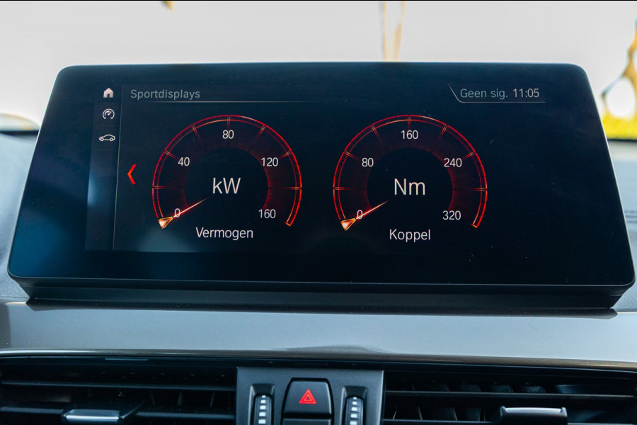 BMW X1 SDrive20i Nedcar Edition Panoramadak I Leder I Sportstoelen I Head Up I Camera I Led I Trekhaak I BTW