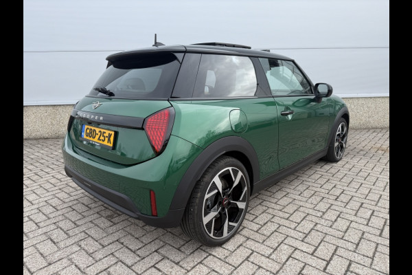 MINI Mini 1.5 Cooper C Favoured AUOTMAAT M PANODAK! CAMERA! 18INCH!