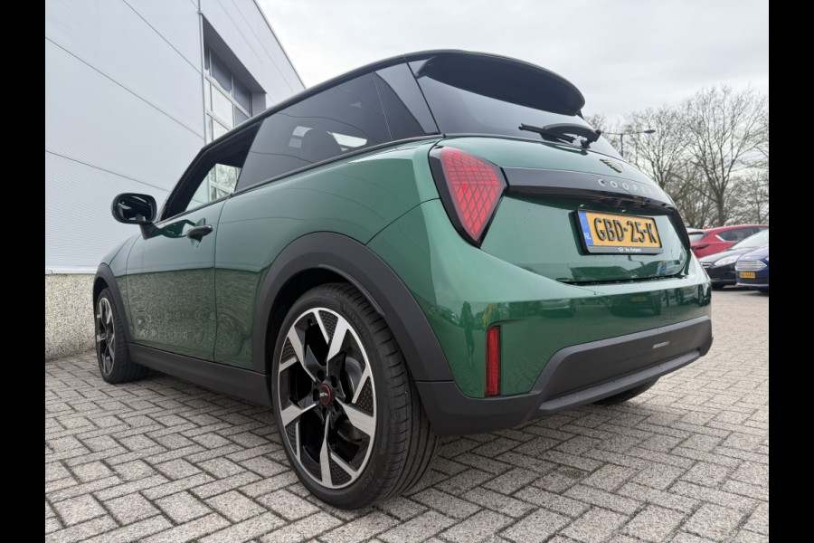 MINI Mini 1.5 Cooper C Favoured AUOTMAAT M PANODAK! CAMERA! 18INCH!