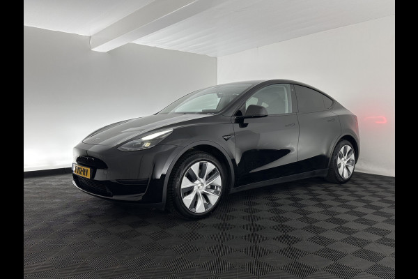 Tesla Model Y RWD 58 kWh [ 3-Fase-11kW ] {SOH-91%} (INCL-BTW) Aut. *PANO | LEATHER | AUTO-PILOT | NAVI-FULLMAP | MATRIX-LED | KEYLESS | CAMERA | DAB+ | HEATED-COMFORTSEATS | PRIVACYGLASS | TOPVIEW | TOWBAR | 19''ALU*