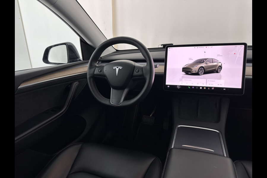 Tesla Model Y RWD 58 kWh [ 3-Fase-11kW ] {SOH-91%} (INCL-BTW) Aut. *PANO | LEATHER | AUTO-PILOT | NAVI-FULLMAP | MATRIX-LED | KEYLESS | CAMERA | DAB+ | HEATED-COMFORTSEATS | PRIVACYGLASS | TOPVIEW | TOWBAR | 19''ALU*