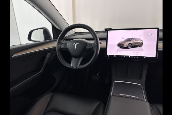 Tesla Model Y RWD 58 kWh [ 3-Fase-11kW ] {SOH-91%} (INCL-BTW) Aut. *PANO | LEATHER | AUTO-PILOT | NAVI-FULLMAP | MATRIX-LED | KEYLESS | CAMERA | DAB+ | HEATED-COMFORTSEATS | PRIVACYGLASS | TOPVIEW | TOWBAR | 19''ALU*