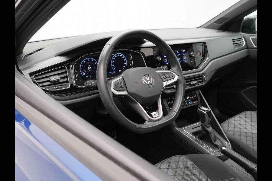 Volkswagen Taigo 1.0 TSI 110pk DSG R-Line Panorama Navi via App Matrix Led Clima Acc