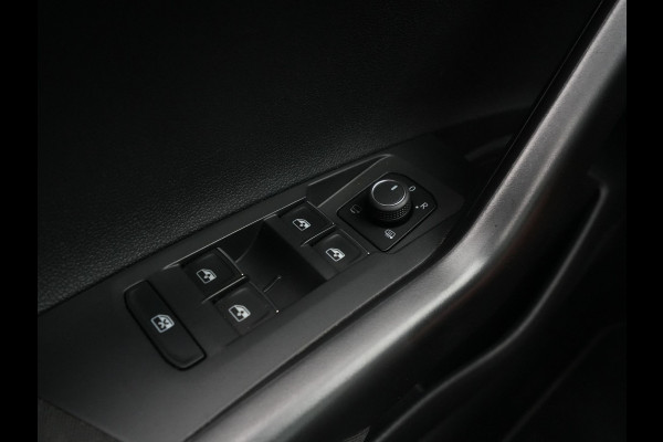 Volkswagen Taigo 1.0 TSI 110pk DSG R-Line Panorama Navi via App Matrix Led Clima Acc