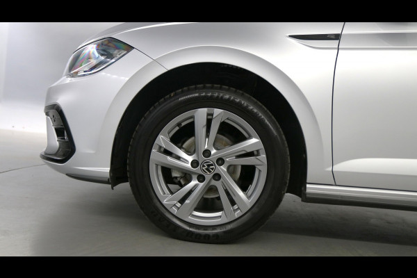 Volkswagen Polo 1.0 TSI 95pk R-Line / Navigatie / Stoelverwarming / Camera