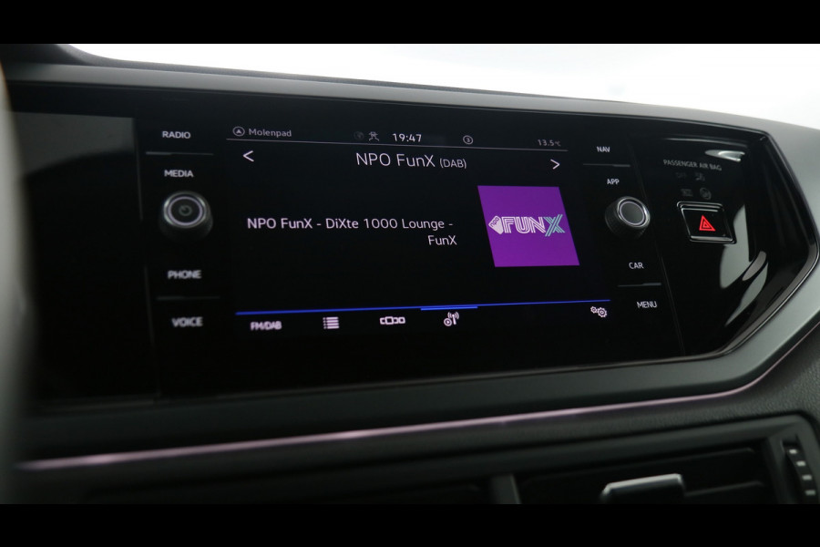 Volkswagen Polo 1.0 TSI 95pk R-Line / Navigatie / Stoelverwarming / Camera