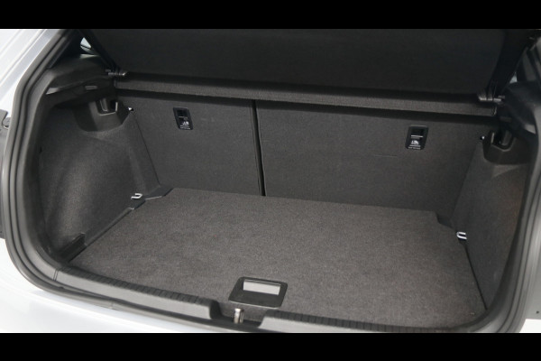 Volkswagen Polo 1.0 TSI 95pk R-Line / Navigatie / Stoelverwarming / Camera