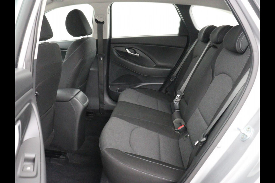 Hyundai i30 1.0 T-GDi MHEV Comfort Smart | Camera | Carplay | Keyless | Full LED | Navigatie | Climate control | Bluetooth | Cruise control | Parkeerhulp