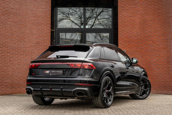 Audi RSQ8 4.0 TFSI Performance 640pk Carbon Nightv. 305 km/h