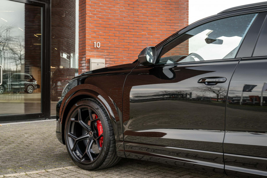 Audi RSQ8 4.0 TFSI Performance 640pk Carbon Nightv. 305 km/h