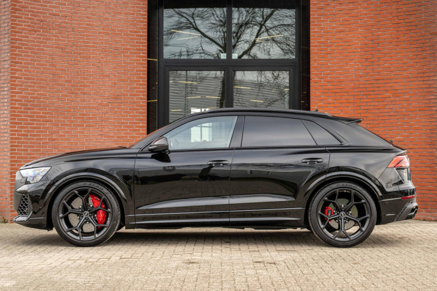 Audi RSQ8 4.0 TFSI Performance 640pk Carbon Nightv. 305 km/h
