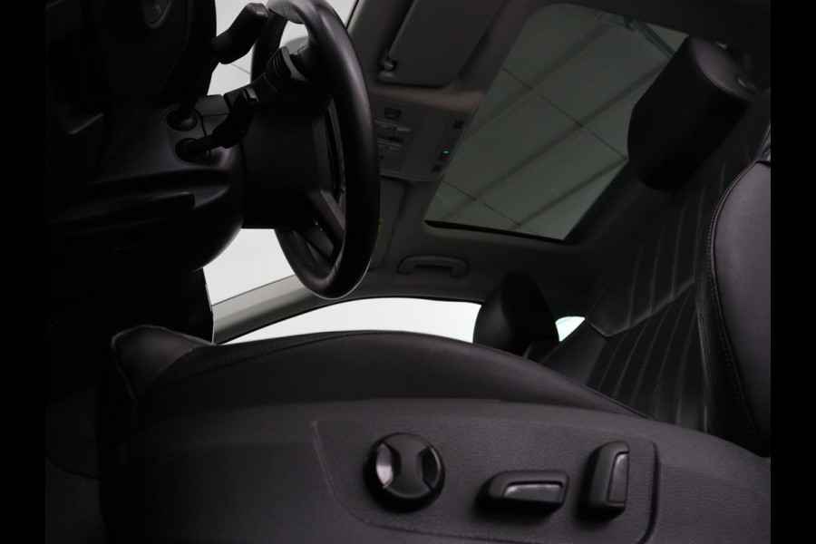Škoda Superb 1.5 TSI Style Business | Panoramadak | Leder | Adaptive cruise | Stoelverwarming | Camera | Bi-Xenon | Navigatie | Dodehoek detectie | Getint glas