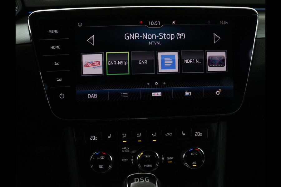 Škoda Superb 1.5 TSI Style Business | Panoramadak | Leder | Adaptive cruise | Stoelverwarming | Camera | Bi-Xenon | Navigatie | Dodehoek detectie | Getint glas