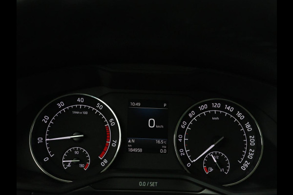 Škoda Superb 1.5 TSI Style Business | Panoramadak | Leder | Adaptive cruise | Stoelverwarming | Camera | Bi-Xenon | Navigatie | Dodehoek detectie | Getint glas