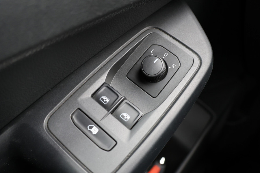 Volkswagen Caddy Cargo Maxi 2.0 TDI 185 PK | Marge | BTW Vrij | CarPlay | PDC | AV Edition | MF Stuur | Airco | Elek ramen | NL Auto | NAP Logisch | Euro 6