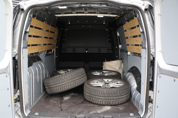 Volkswagen Caddy Cargo Maxi 2.0 TDI 185 PK | Marge | BTW Vrij | CarPlay | PDC | AV Edition | MF Stuur | Airco | Elek ramen | NL Auto | NAP Logisch | Euro 6