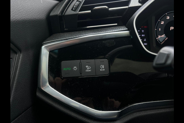 Audi Q3 35 TFSI 3x S Line Pro, Automaat, Pano, CarPlay, Camera, Cruise, Virtual Cockpit, 19"LM