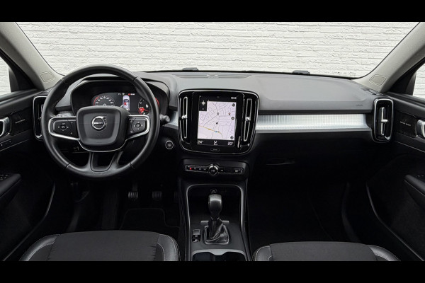 Volvo XC40 1.5 T3 Clima Adapt cruise Camera+Pdc Trekhaak Led Navigatie Memory Seats Digital dash