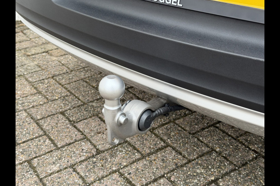 Volvo XC40 1.5 T3 Clima Adapt cruise Camera+Pdc Trekhaak Led Navigatie Memory Seats Digital dash