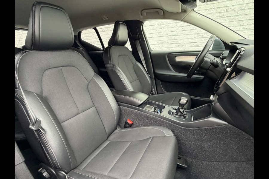 Volvo XC40 1.5 T3 Clima Adapt cruise Camera+Pdc Trekhaak Led Navigatie Memory Seats Digital dash