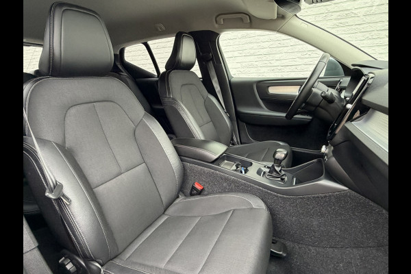 Volvo XC40 1.5 T3 Clima Adapt cruise Camera+Pdc Trekhaak Led Navigatie Memory Seats Digital dash