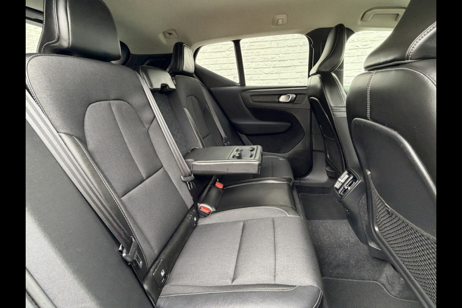 Volvo XC40 1.5 T3 Clima Adapt cruise Camera+Pdc Trekhaak Led Navigatie Memory Seats Digital dash