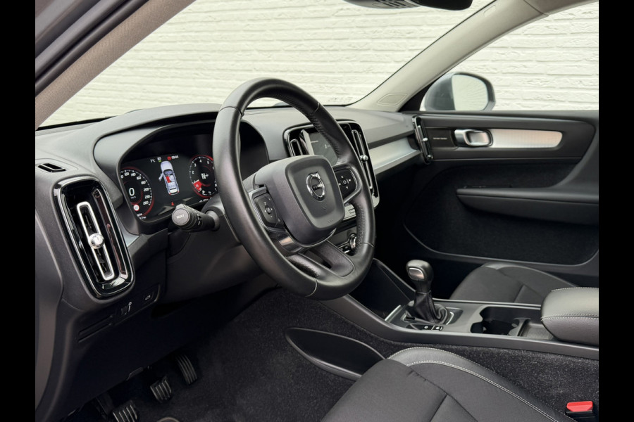 Volvo XC40 1.5 T3 Clima Adapt cruise Camera+Pdc Trekhaak Led Navigatie Memory Seats Digital dash