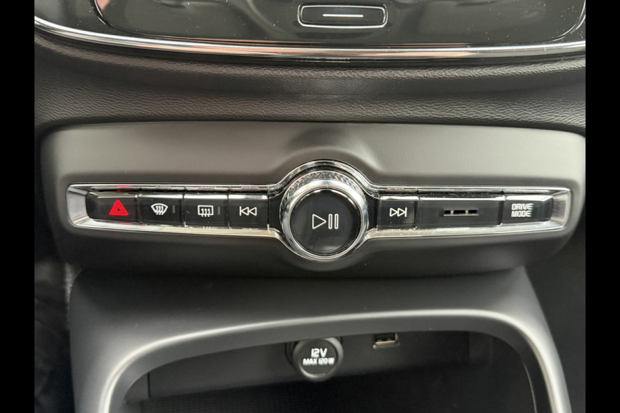 Volvo XC40 1.5 T3 Clima Adapt cruise Camera+Pdc Trekhaak Led Navigatie Memory Seats Digital dash