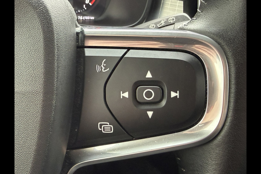 Volvo XC40 1.5 T3 Clima Adapt cruise Camera+Pdc Trekhaak Led Navigatie Memory Seats Digital dash