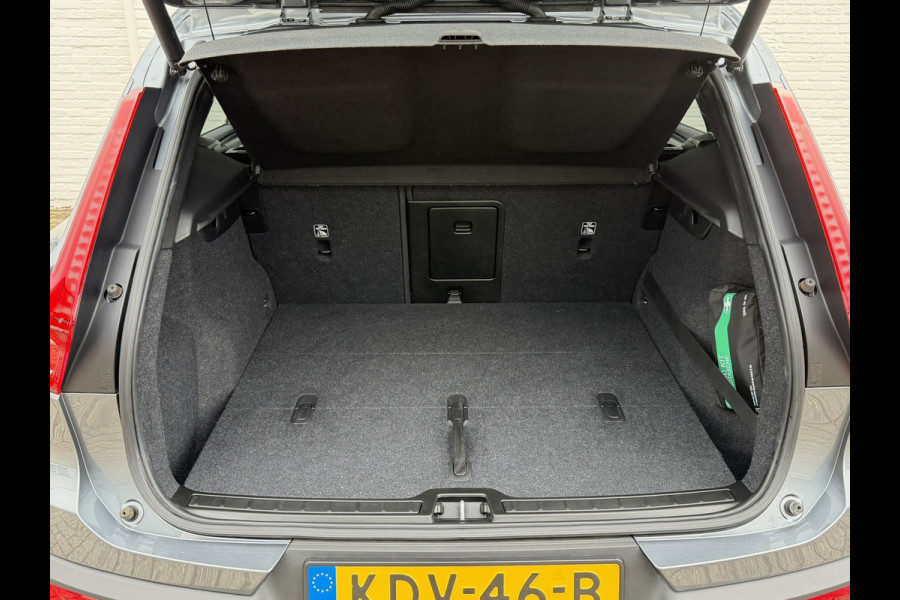 Volvo XC40 1.5 T3 Clima Adapt cruise Camera+Pdc Trekhaak Led Navigatie Memory Seats Digital dash