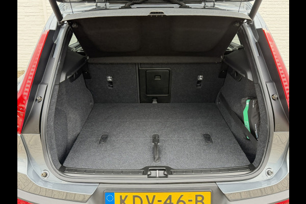 Volvo XC40 1.5 T3 Clima Adapt cruise Camera+Pdc Trekhaak Led Navigatie Memory Seats Digital dash