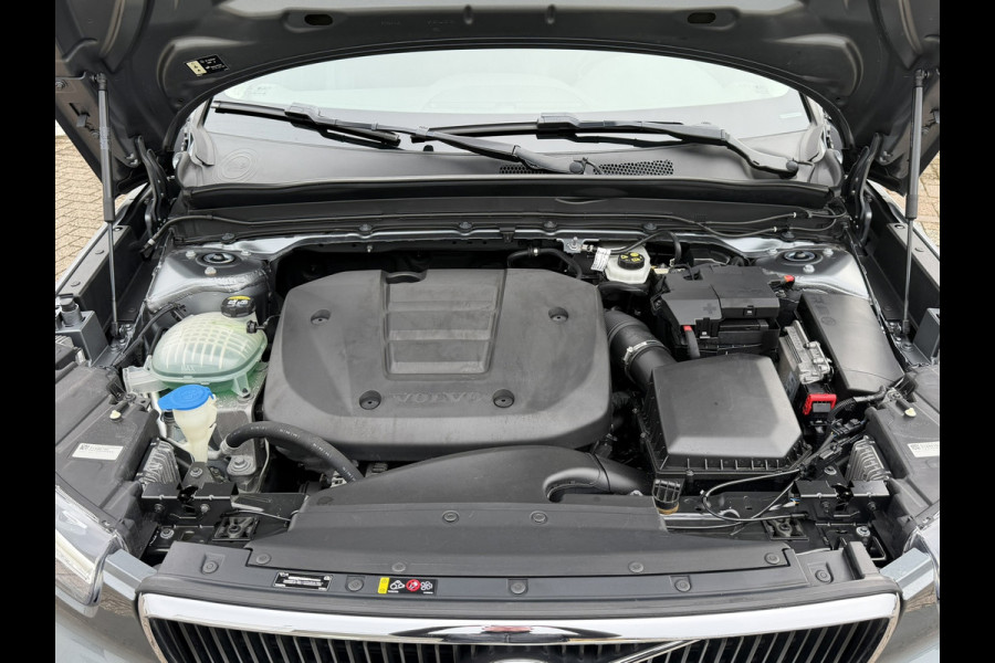 Volvo XC40 1.5 T3 Clima Adapt cruise Camera+Pdc Trekhaak Led Navigatie Memory Seats Digital dash