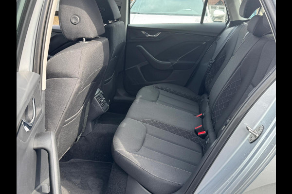 Škoda Kamiq TSI 110PK AMBITION CAMERA/CRUISE/CARPLAY