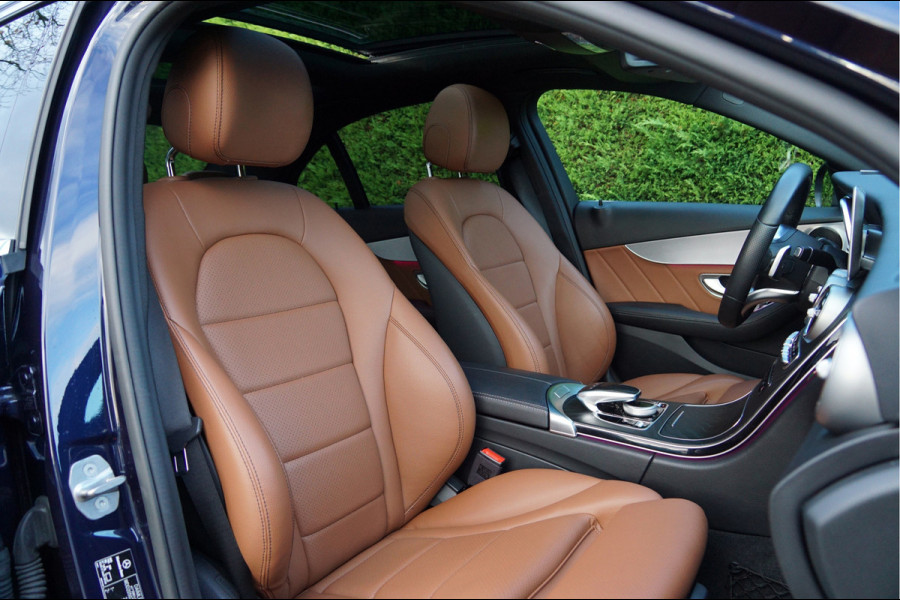 Mercedes-Benz C-Klasse C 180 AMG line | Sound Multibeam Panoramadak Bruin leder Artico
