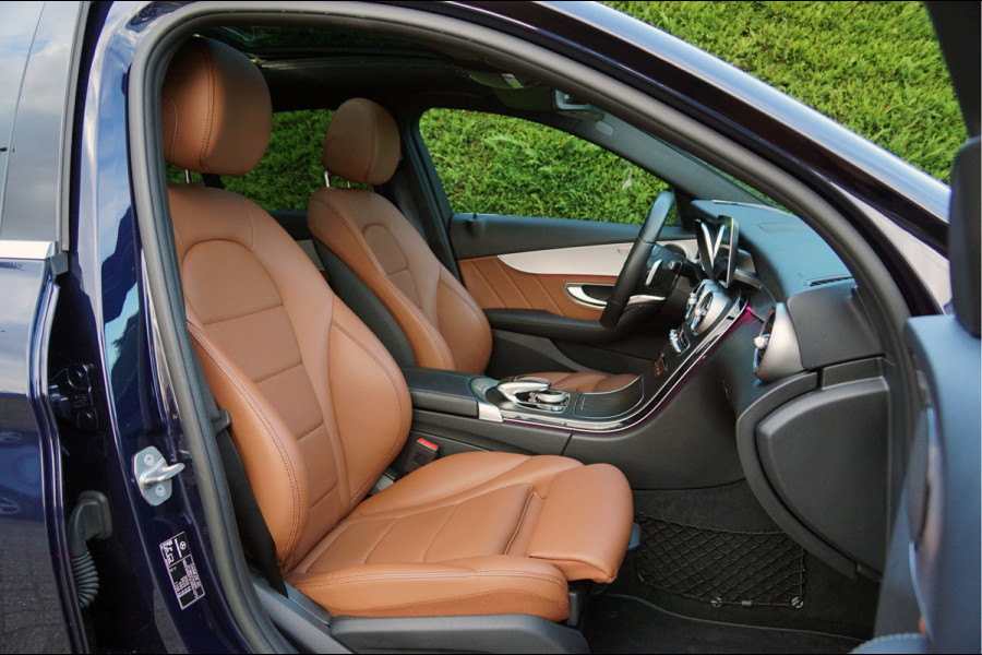 Mercedes-Benz C-Klasse C 180 AMG line | Sound Multibeam Panoramadak Bruin leder Artico