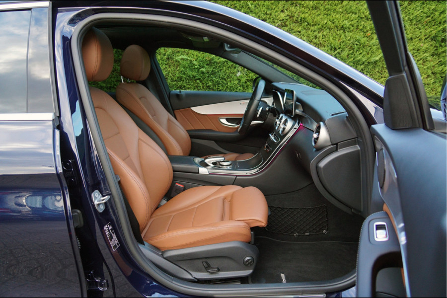 Mercedes-Benz C-Klasse C 180 AMG line | Sound Multibeam Panoramadak Bruin leder Artico