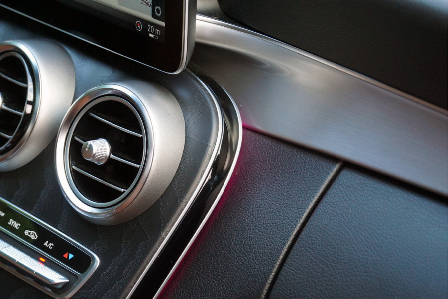 Mercedes-Benz C-Klasse C 180 AMG line | Sound Multibeam Panoramadak Bruin leder Artico