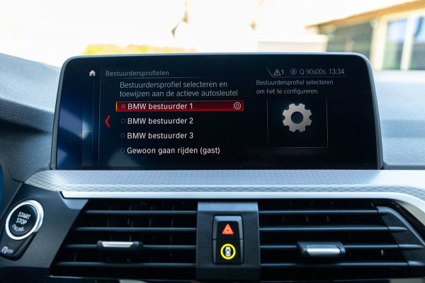 BMW X3 SDrive20i High Executive M-Sport I Panoramadak I Adaptive Led I Mokka Leder I Sportstoelen I BTW