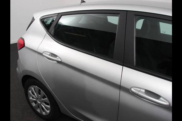 Ford Fiesta 1.0 EcoBoost Connected | Navigatie | Apple Carplay/Android Auto | Parkeersensor achter | Cruise Control | Airco | Led